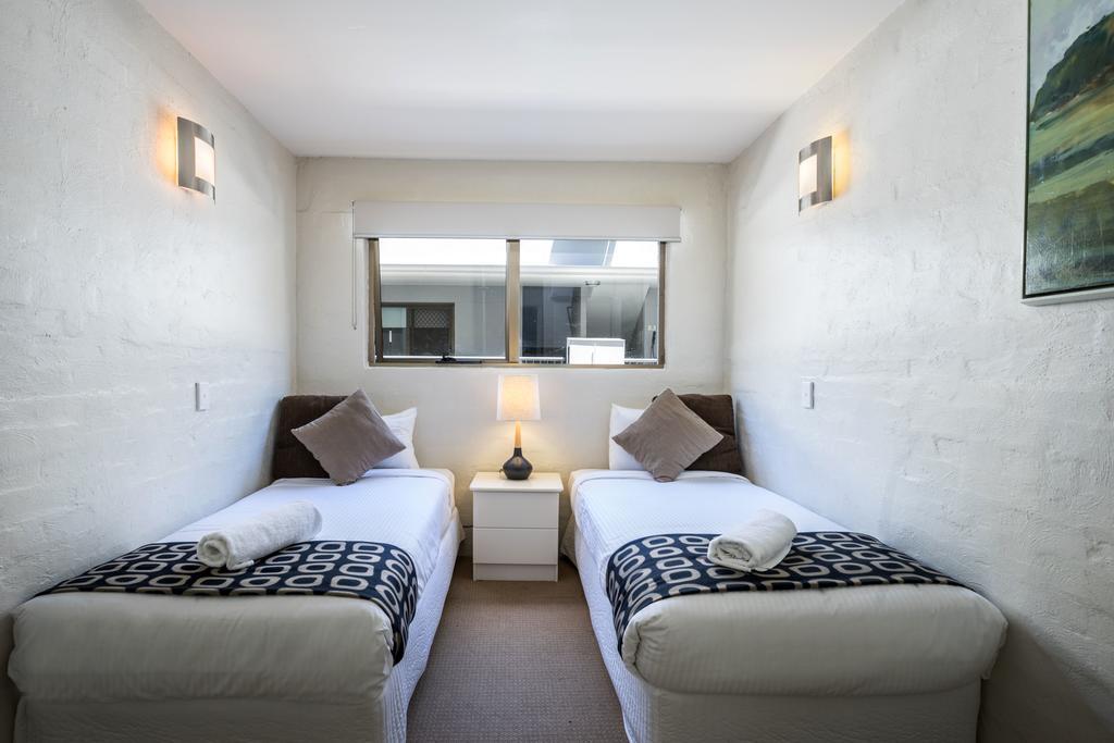 Aparthotel Saks On Hastings à Noosa Heads Extérieur photo